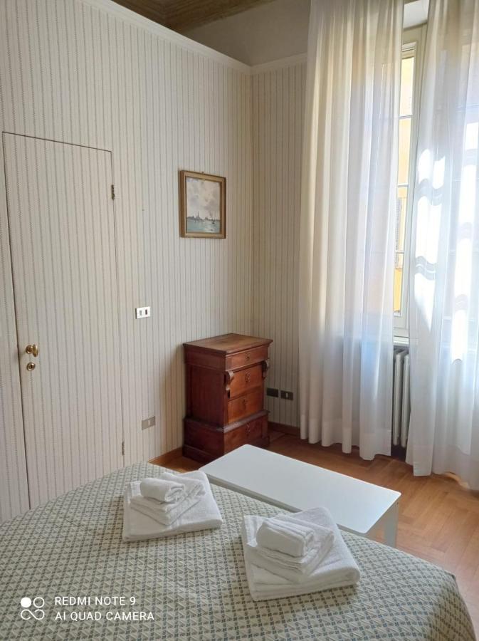 B&B Palazzo Bianchi 帕爾馬 外观 照片