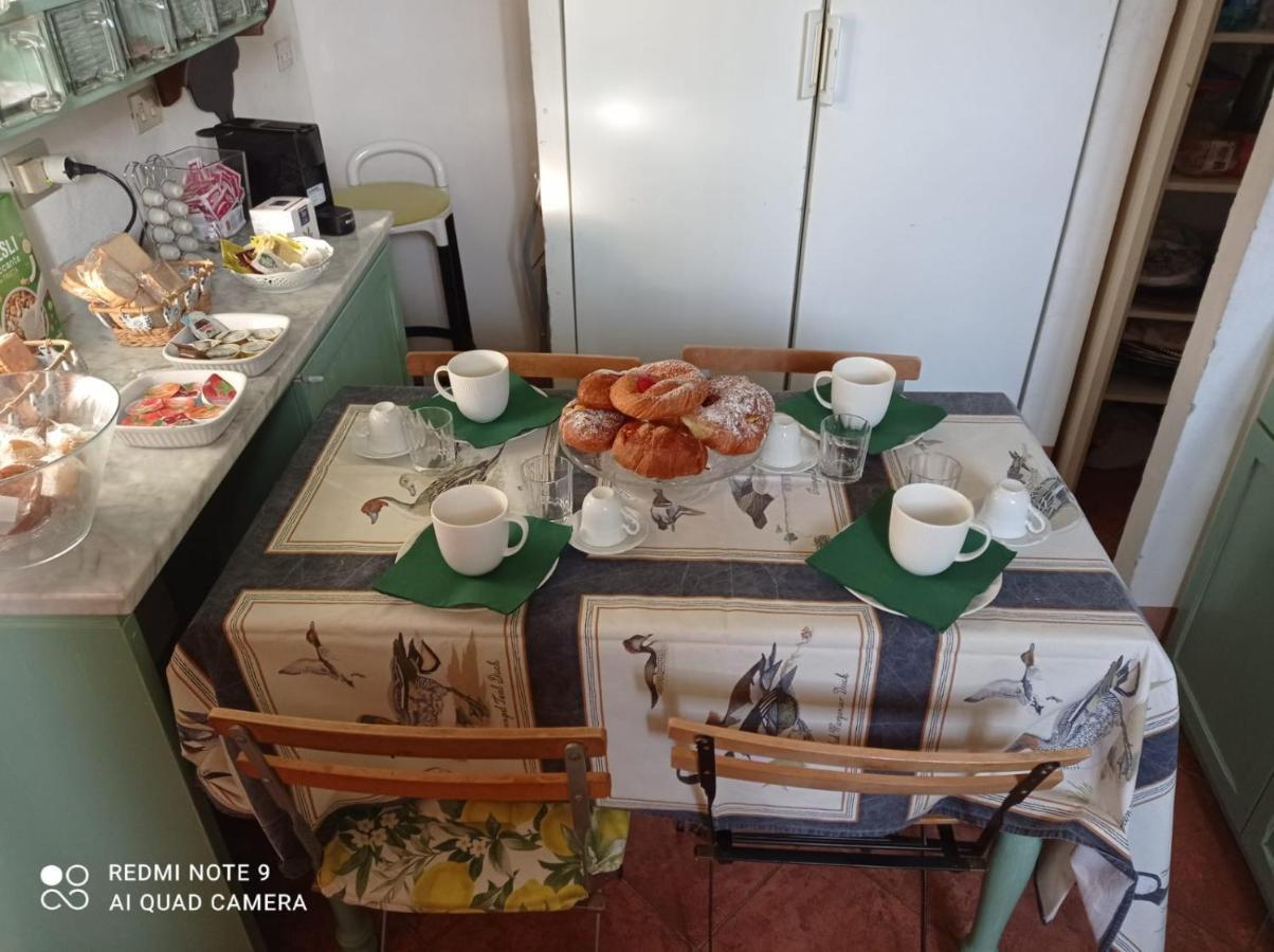 B&B Palazzo Bianchi 帕爾馬 外观 照片